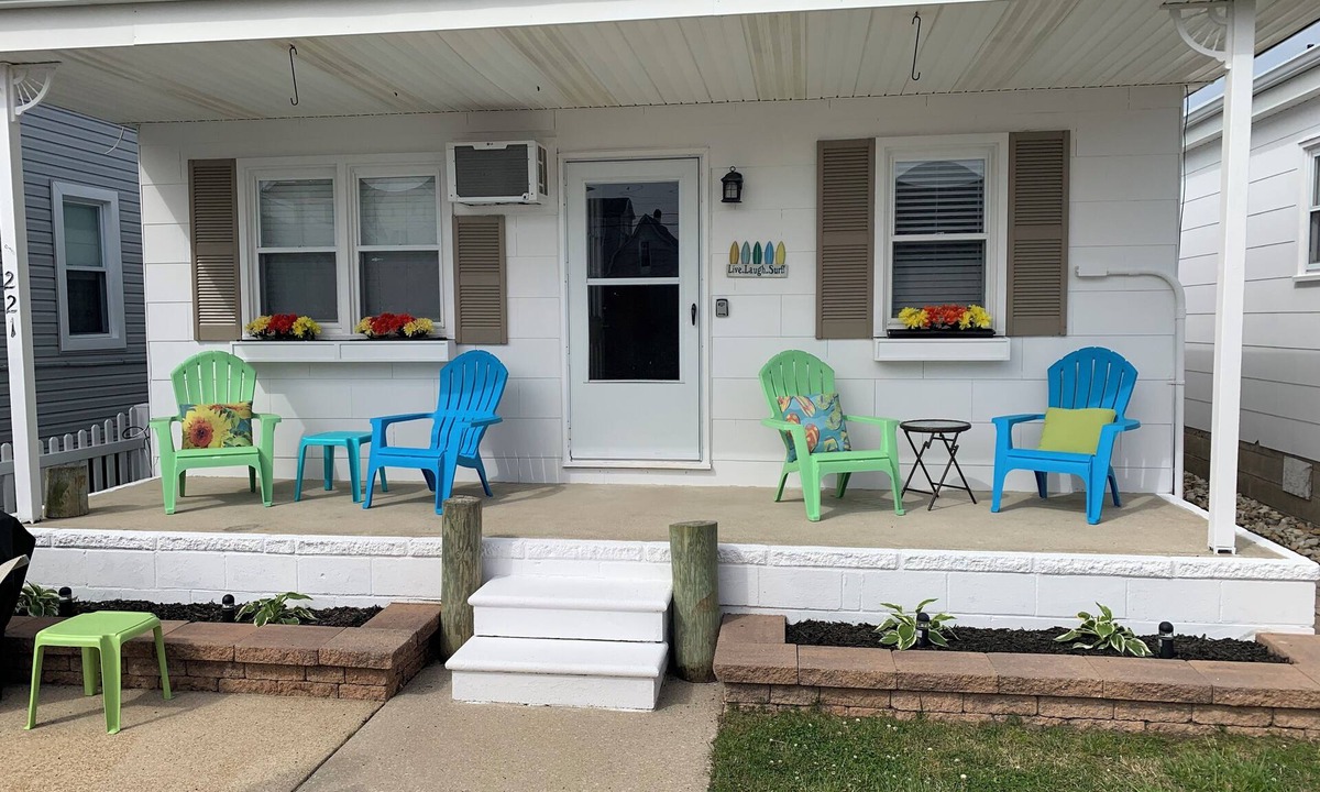 North Wildwood House | Bay Side Adorable 2 BR 1 Bath cottage