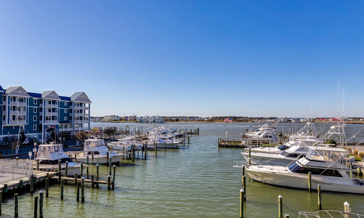Ocean City Condo | Bayfront condo with marina views and access to shared pool - walk to beach