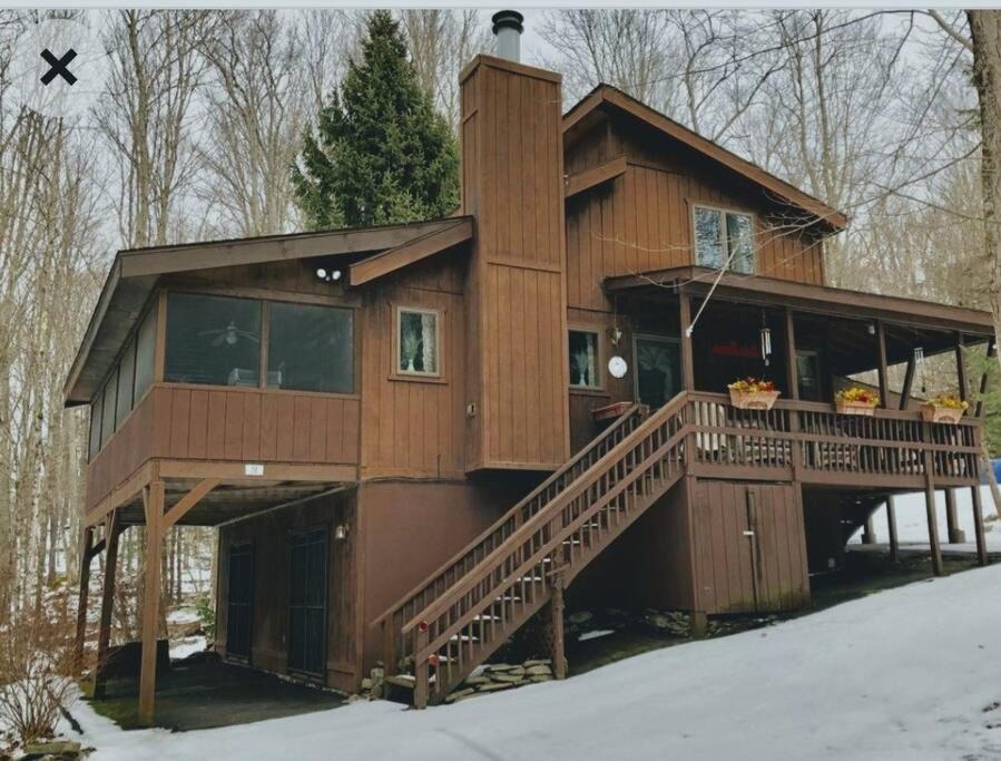 Greentown House | Beautiful getaway 15 min walk to Lake Wallenpaupak
