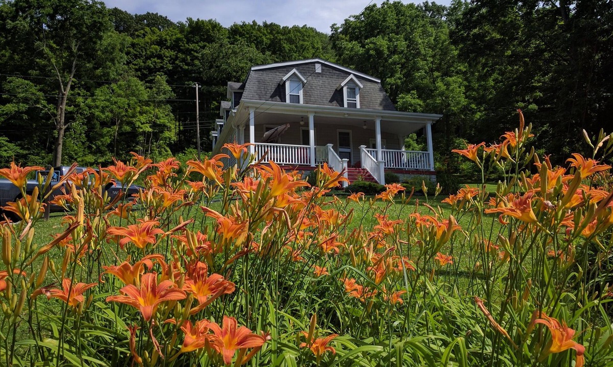Confluence House | Beautiful, spacious home on Yough River and bike trail with hot tub