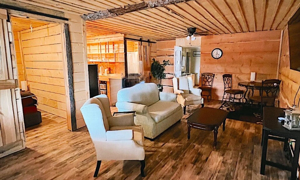 Cascade Hotel | Birch Glen Lodge
