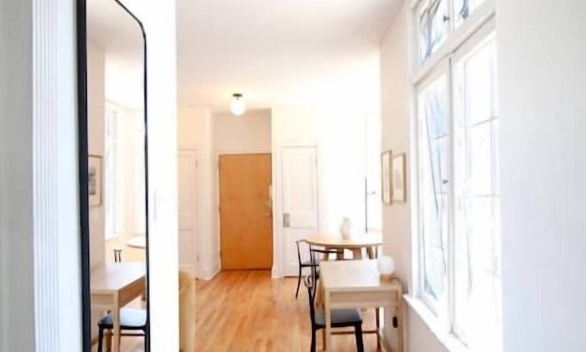 Rittenhouse Row Apartment | Brand New 1bdr Rittenhouse Sq. Hosted By StayRafa