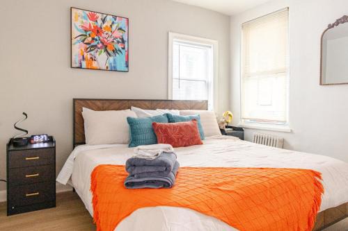 Bloomingdale Apartment | Bright & Cozy 2 Bedroom, 1 Bath, 2 Miles from White House