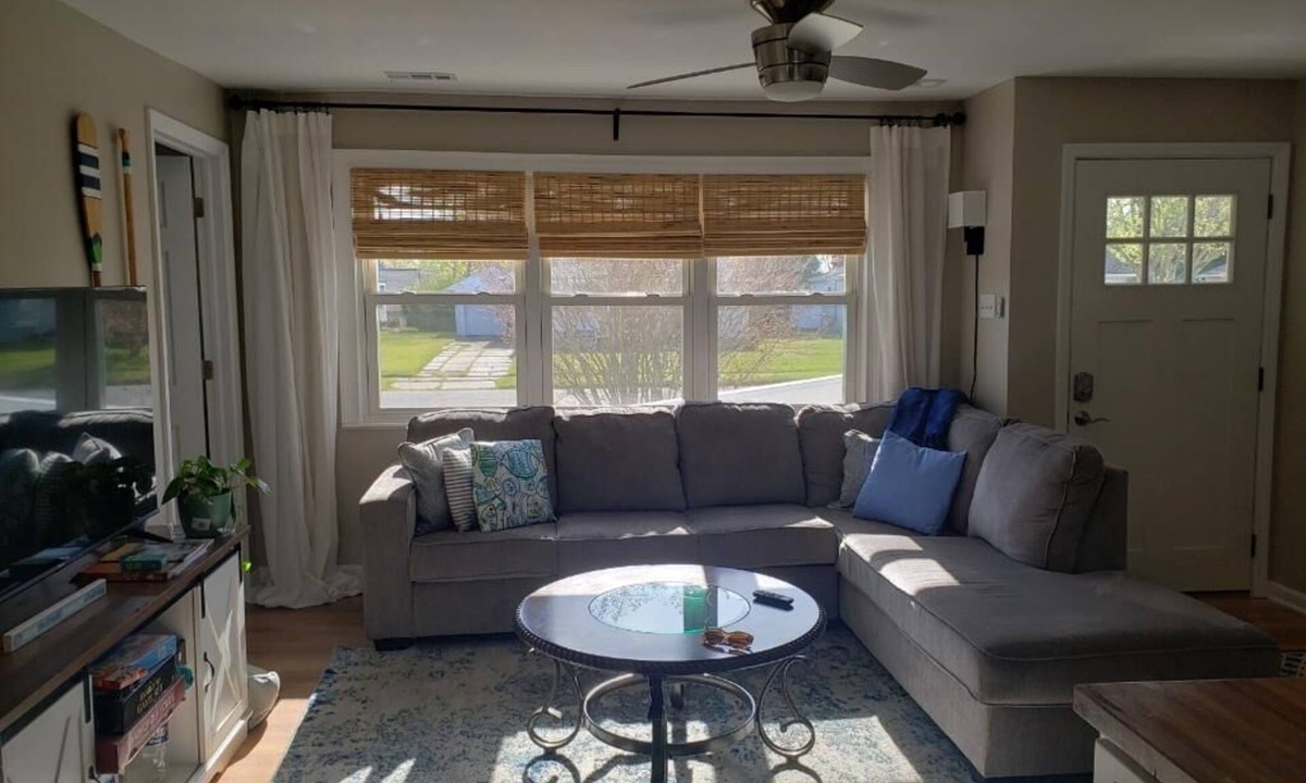 North Cape May House | Cape Calm just 8 blocks to the Beach, All you need is a bathing suit & towel!