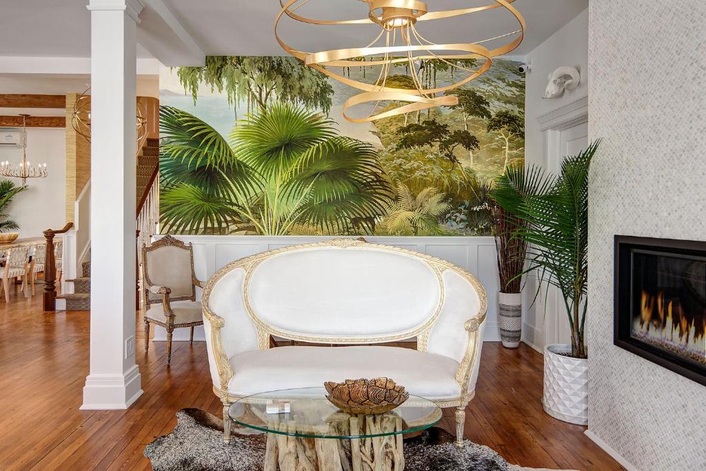 Cape May Bed & Breakfast | Casablanca