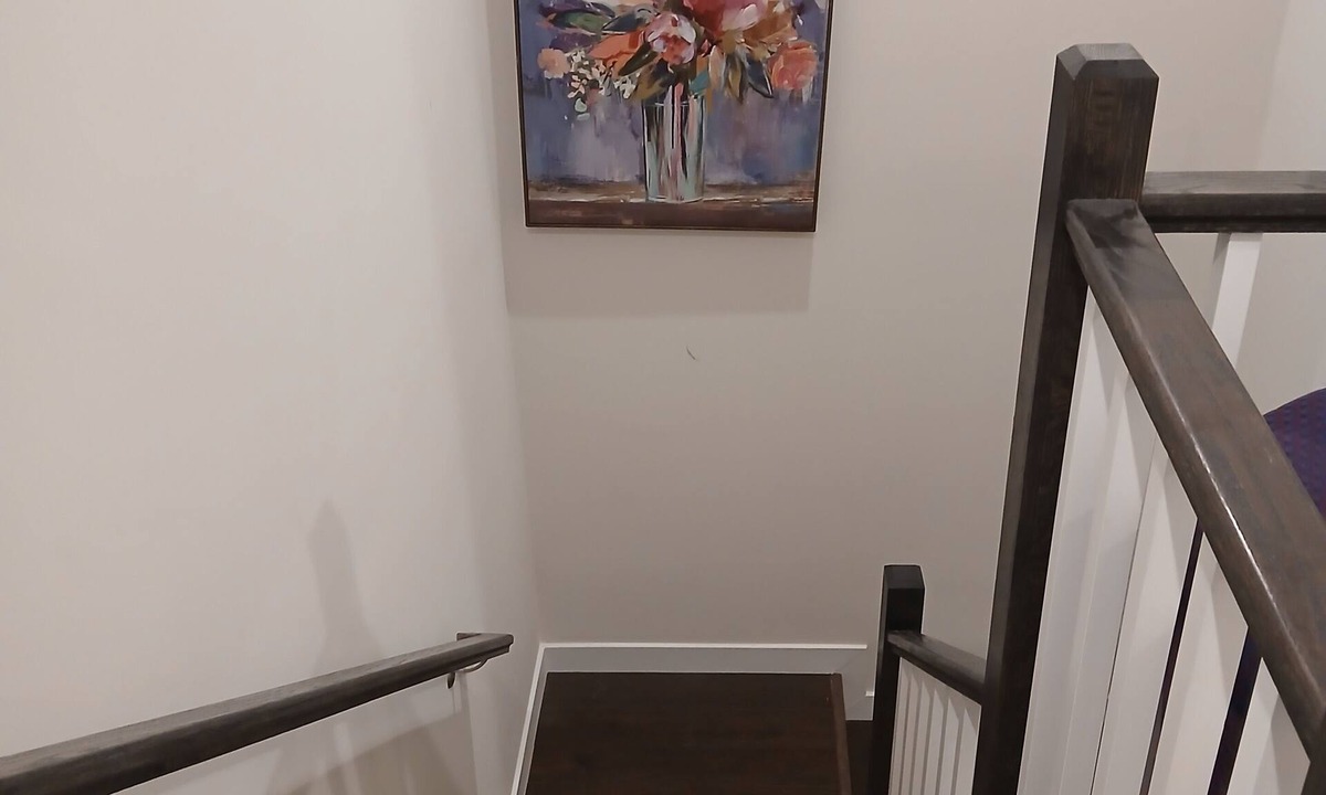 Laurel House | Charming 1-bedroom townhome in Laurel with WiFi, AC