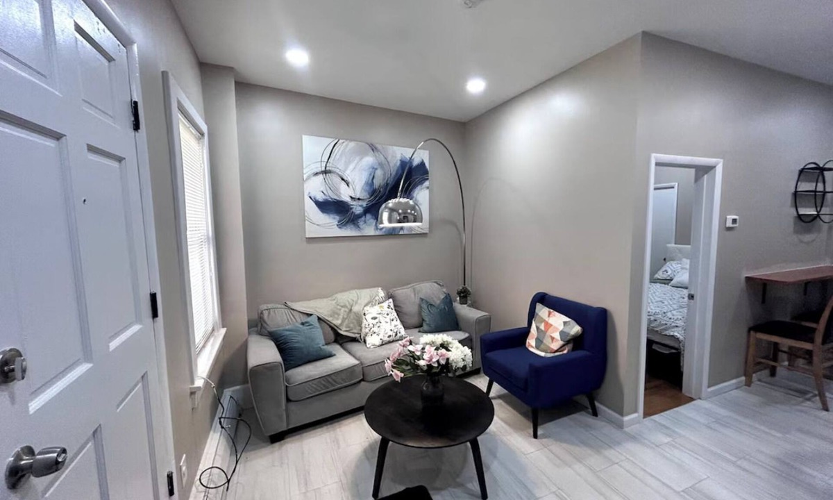 Poughkeepsie Apartment | Charming 2-bedroom apartment with AC, WiFi in superb Poughkeepsie