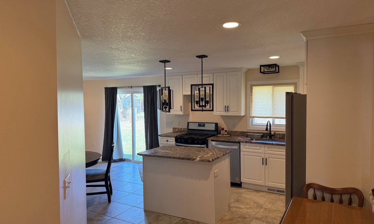 Craig Beach House | Charming lake home with 3-bedroom house in Pleasant Lake Milton