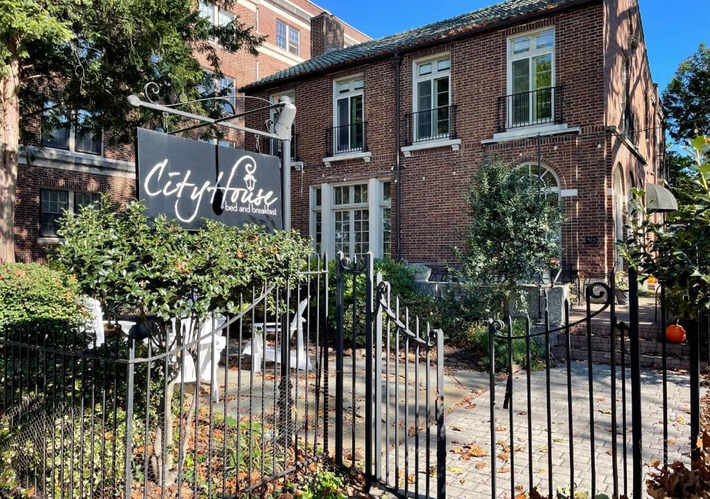 Harrisburg - Hershey Bed & Breakfast | City House Bed and Breakfast