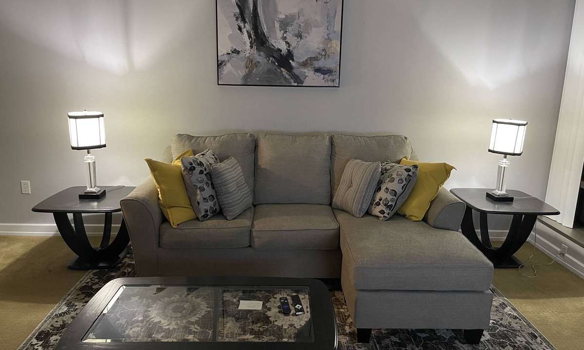 Wilmington Condo | Clean cozy one bedroom condo in Wilmington