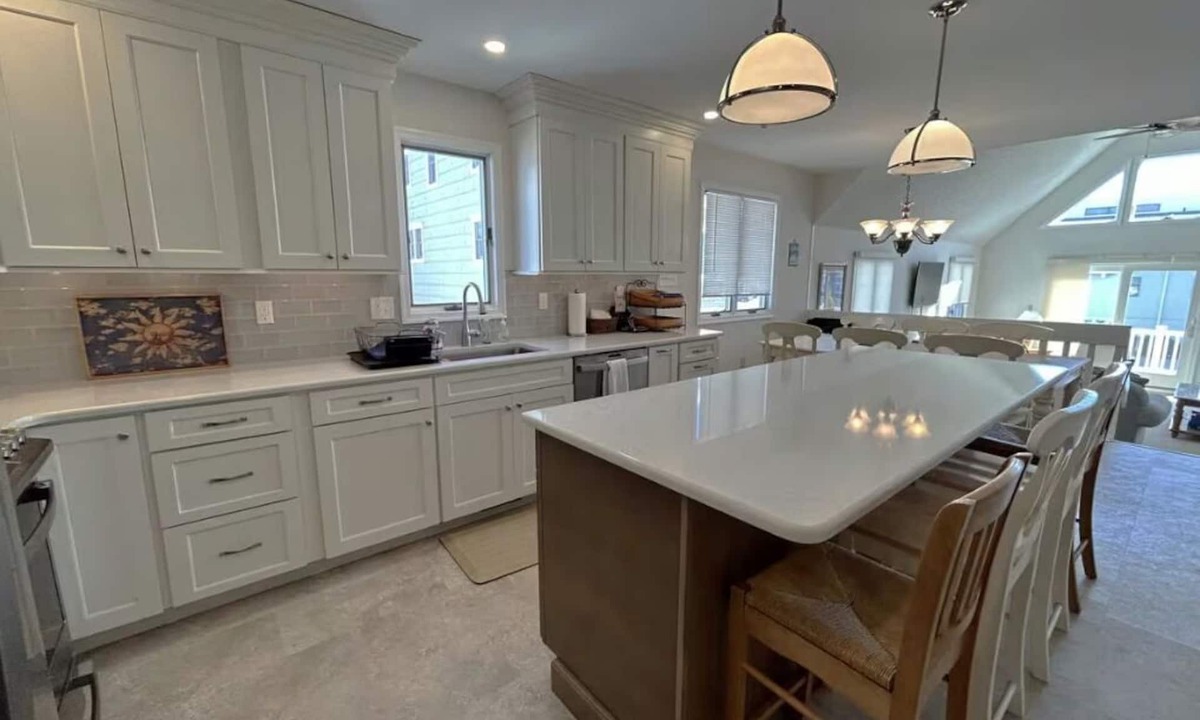 Pleasure Avenue Sea Isle City | Townsend's Inlet