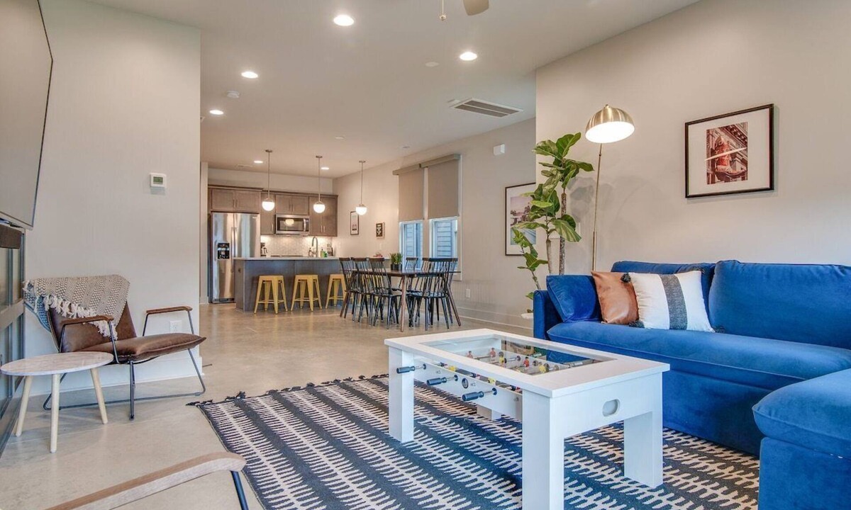 Greenwood House | Comfy 3BR Home in East Nashville