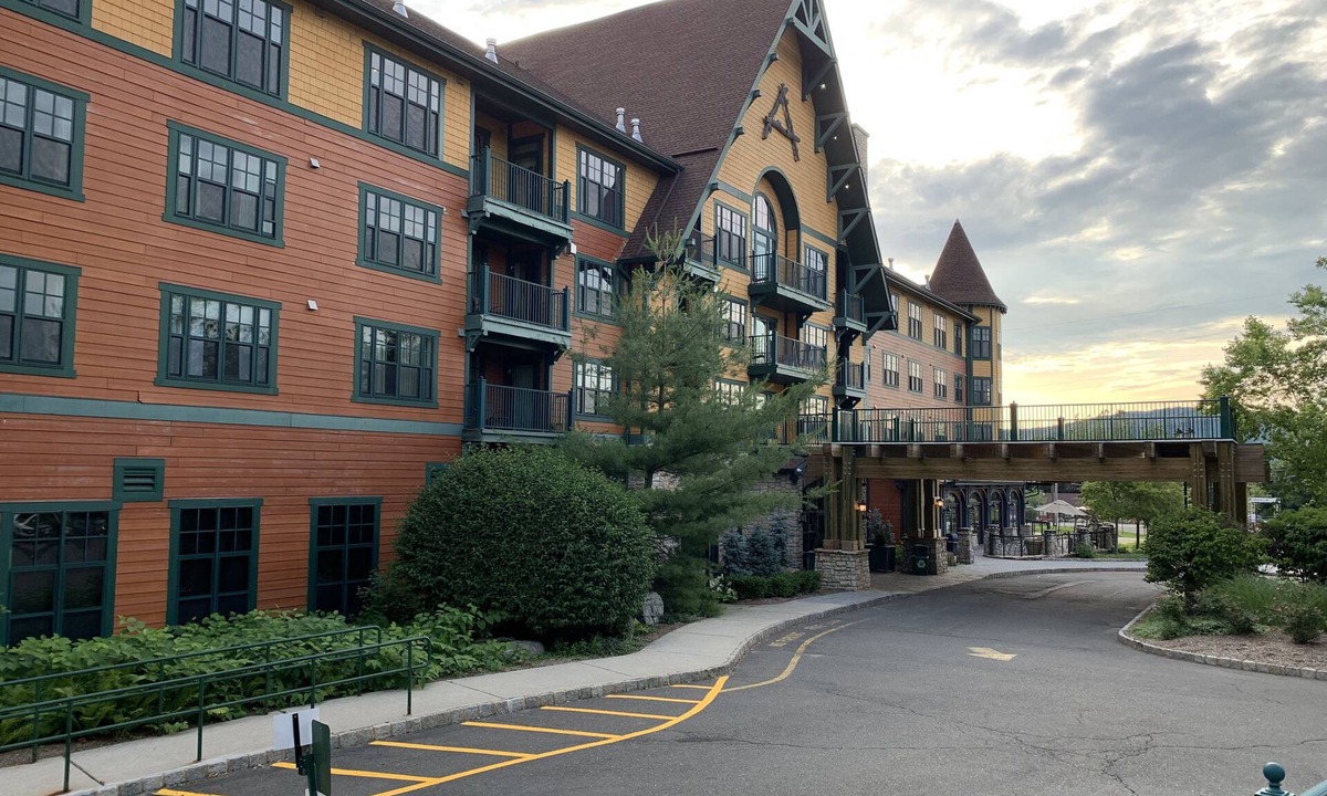 Vernon Apartment | Comfy Studio at the Appalachian building - Mountain Creek Resort, Vernon, NJ