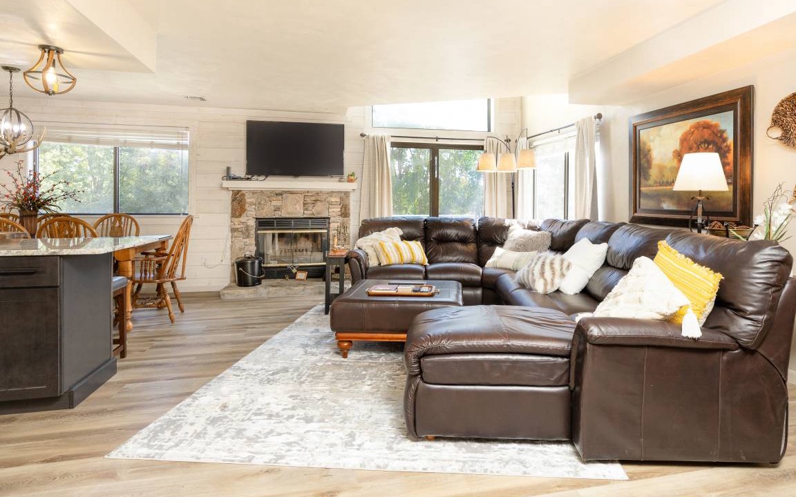 Seven Springs Condo | Condo ∙ 3 bedrooms ∙ 10 guests