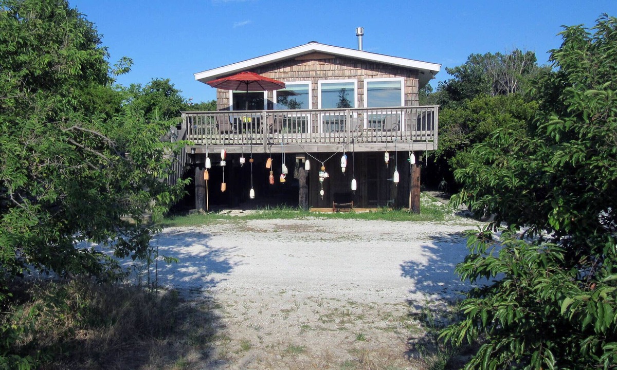 Green Creek Cottage | Cottage Fronting on the Delaware Bay ~ Private ~ Quiet ~ Surrounded by Nature