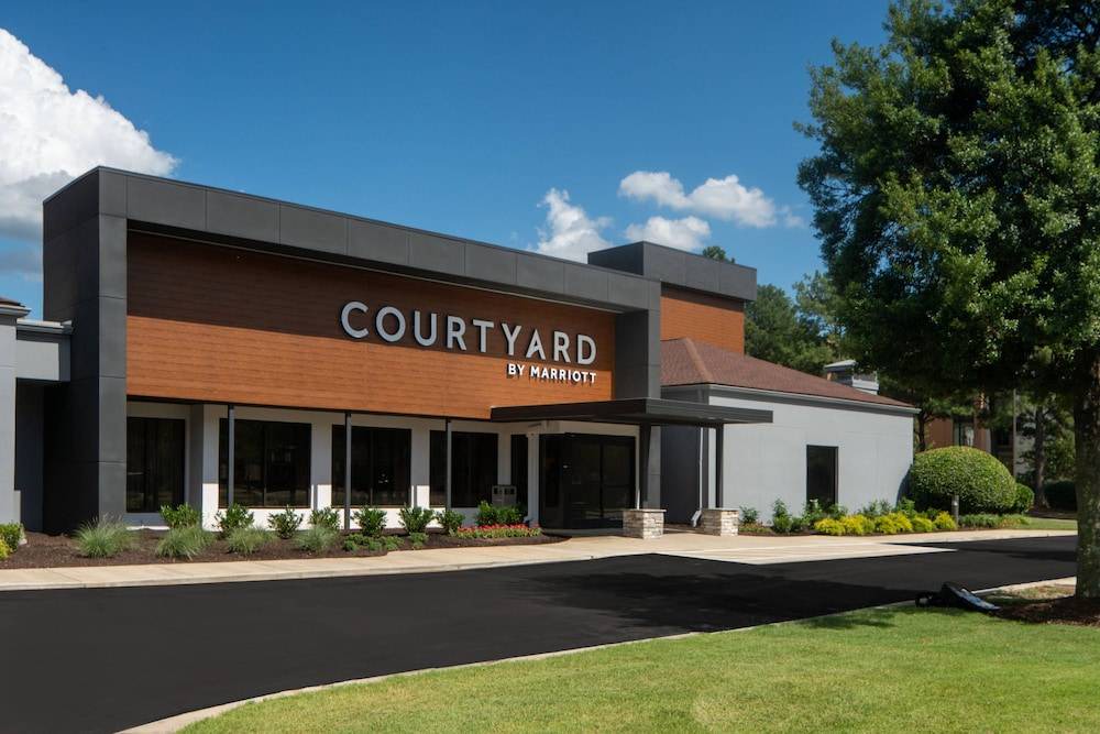 White Station Hotel | Courtyard by Marriott Memphis East/Park Avenue