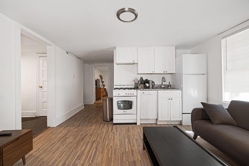 Ventnor City Apartment | Cozy 2BR By the Beachside