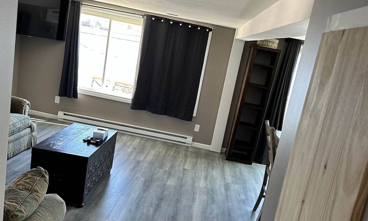 Aldenville Apartment | Cozy All Season Lake Front 2nd Floor Apartment