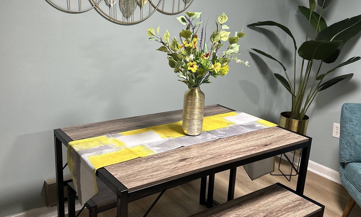 Lochearn Apartment | Cozy and quiet basement apartment pet friendly!