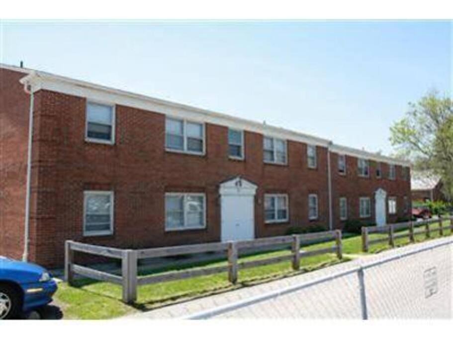 Trenton Apartment | Cozy Two Bedroom Apartment in the City Center