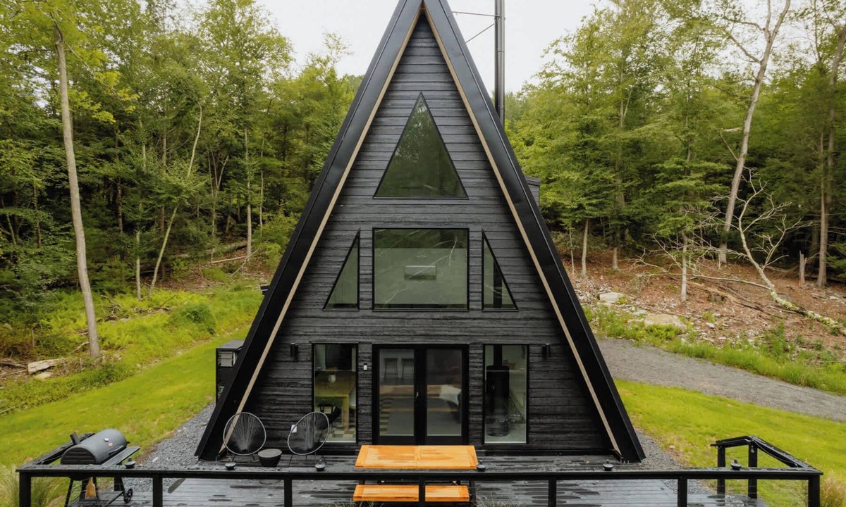 Pond Eddy House | Darby A-Frame: Upstate Retreat with Sauna!