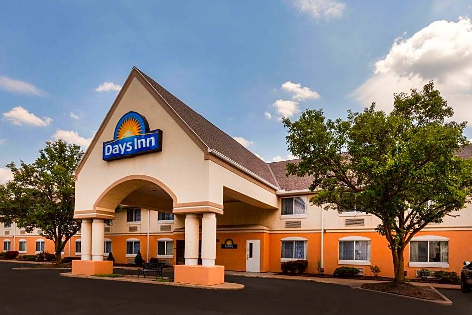 Milan Hotel | Days Inn by Wyndham Milan Sandusky South