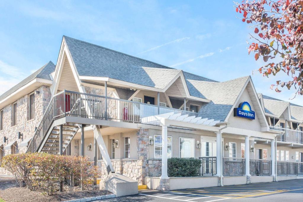 Secane Hotel | Days Inn by Wyndham Springfield/Phil.Intl Airport