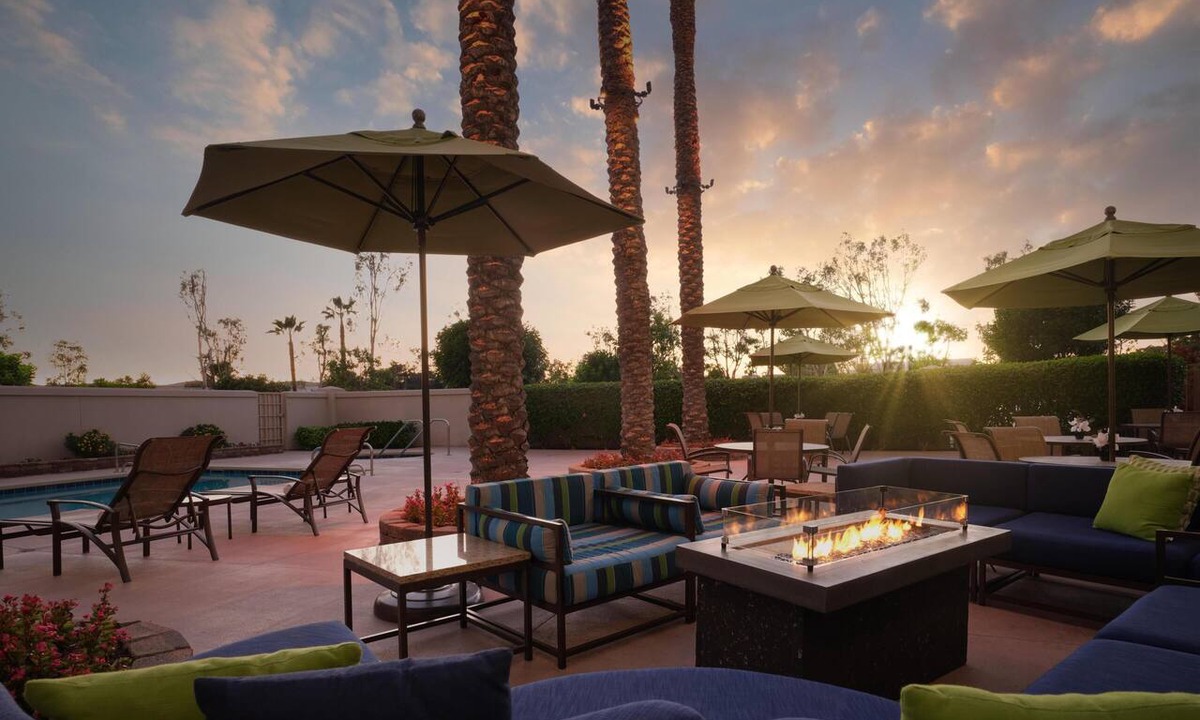 Irvine Hotel | DoubleTree by Hilton Irvine - Spectrum