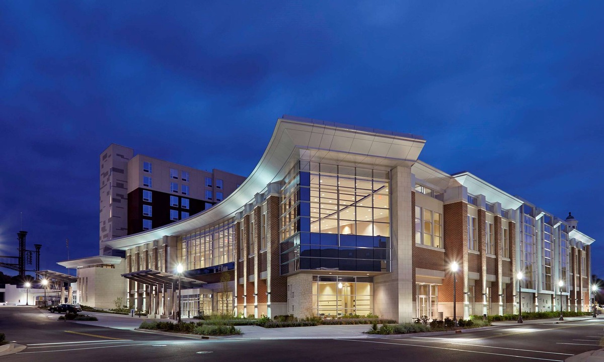 Lawrenceburg Hotel | Doubletree By Hilton Lawrenceburg