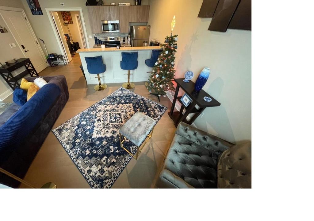 Downtown Baltimore Apartment | Downtown Luxury Apt- Long Term Stays Welcomed
