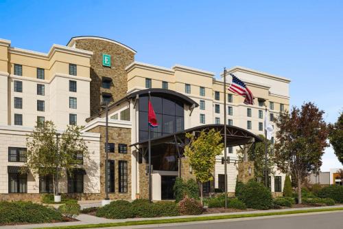 Embassy Chattanooga Hamilton Place | Twin Brook