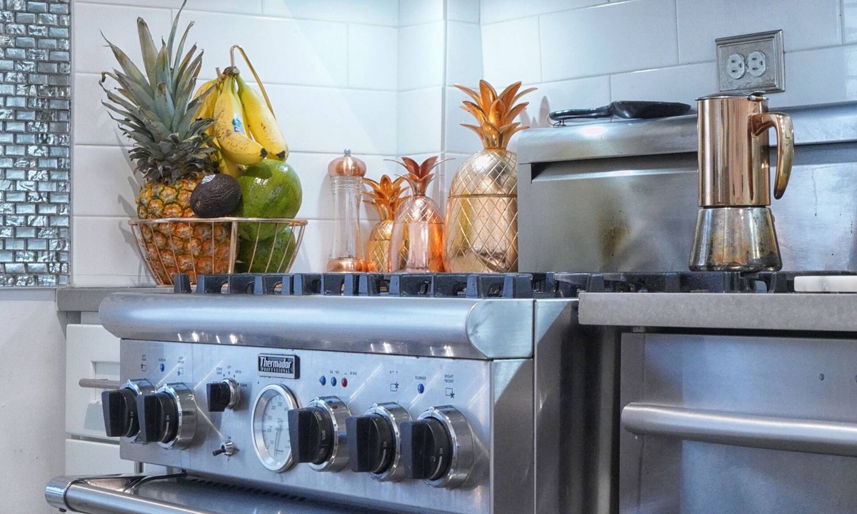 West Bronx House | Entire 3 Bedroom Apartment in a Private House.