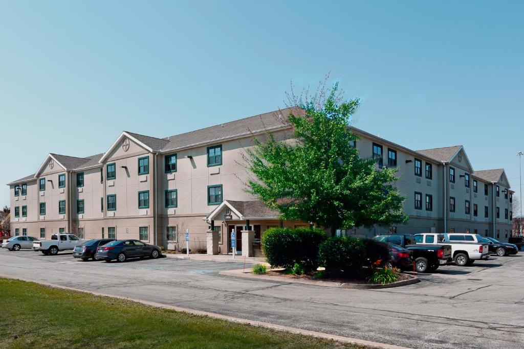 Holland Hotel | Extended Stay America Suites - Toledo - Holland
