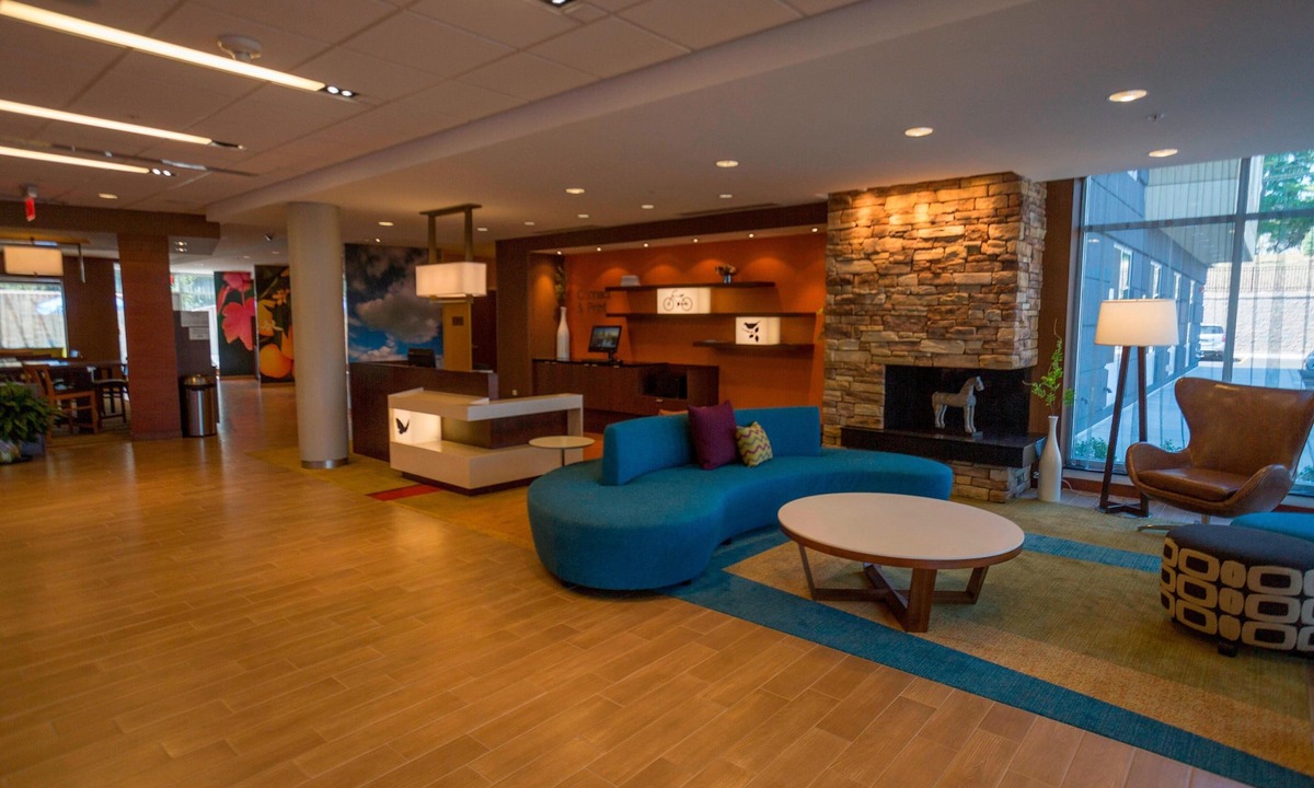 Western Gardens Hotel | Fairfield Inn & Suites by Marriott Geneva Finger Lakes