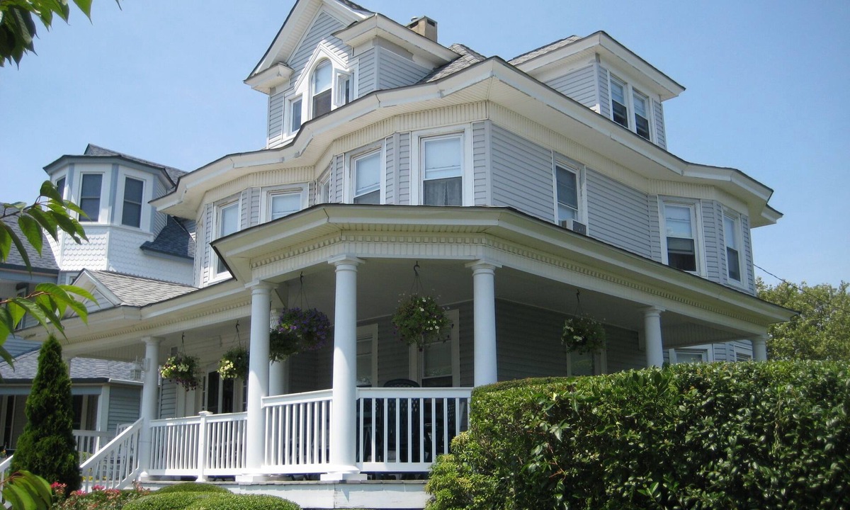 Avon by the Sea House | Family Vacation Home in Avon- Half a Block From the Beach with Ocean View Porch
