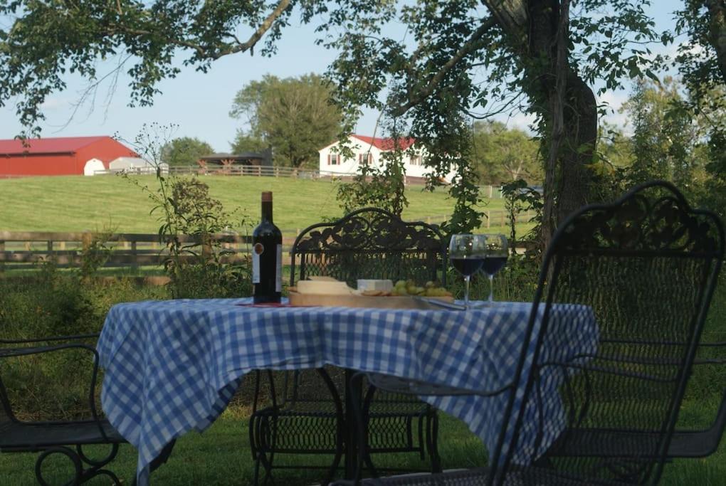 Pratts House | Farm living at it's best!