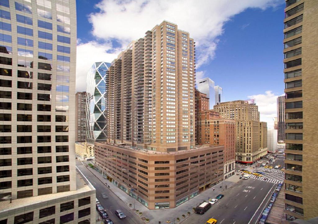 Central Park South Apartment | Global Luxury Suites at Symphony House