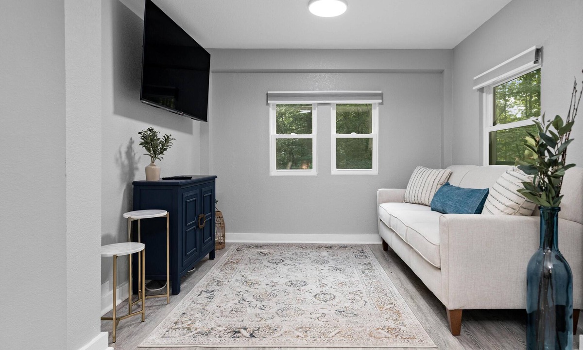 Nellysford Condo | Gumtree 01