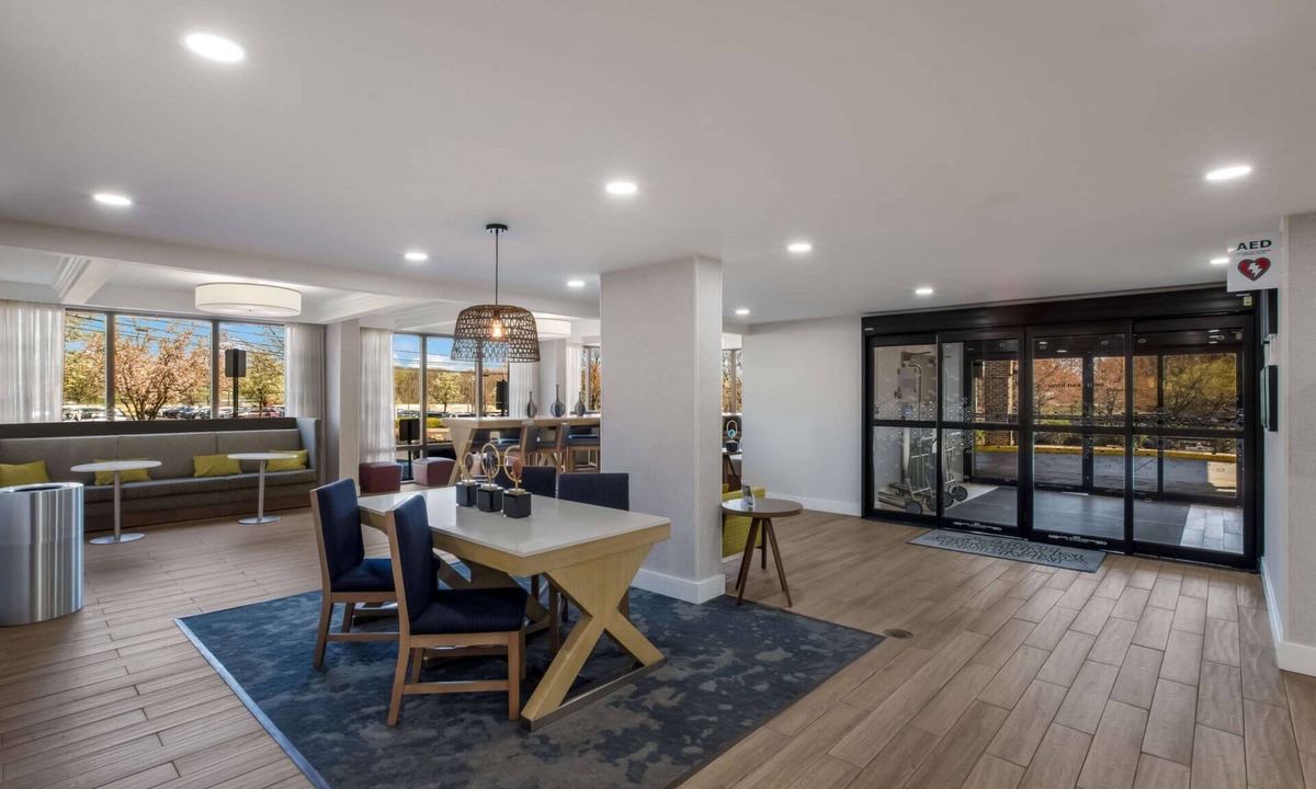 Willow Grove Hotel | Hampton Inn by Hilton Philadelphia/Willow Grove