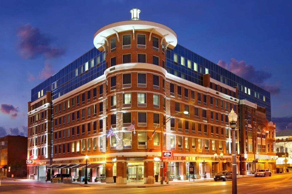 Hampton Inn | Arena District
