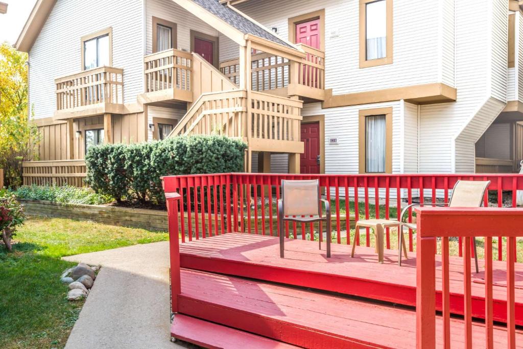 Hawthorn Suites Dayton North | Dayton