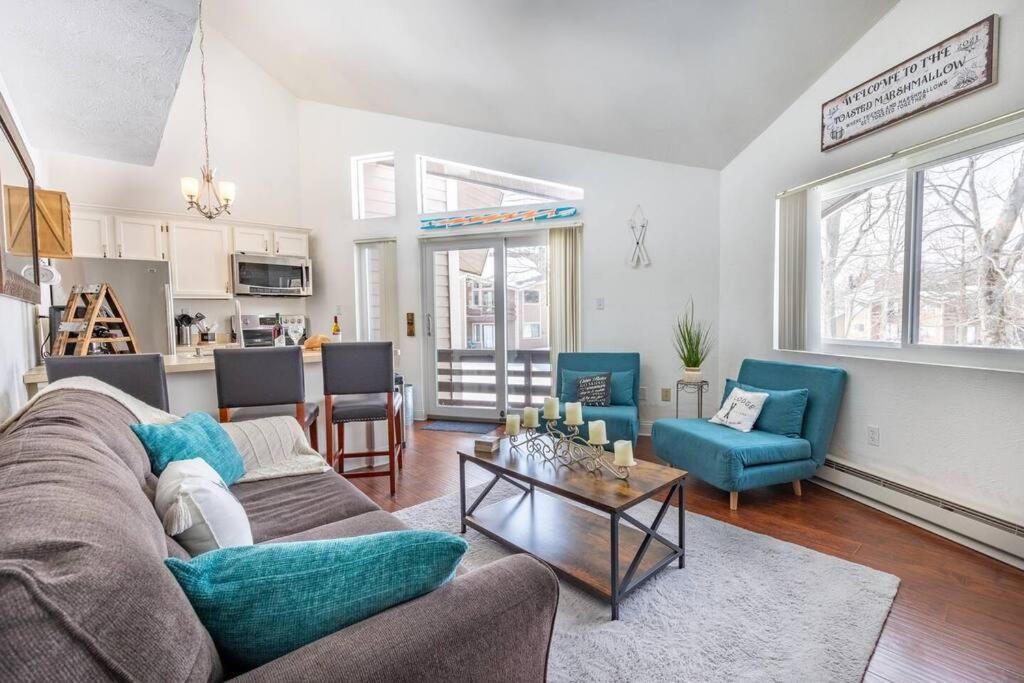 Hidden Valley Apartment | Hidden Valley -1 BR w/Loft -2 Min. walk to Pool/Ten