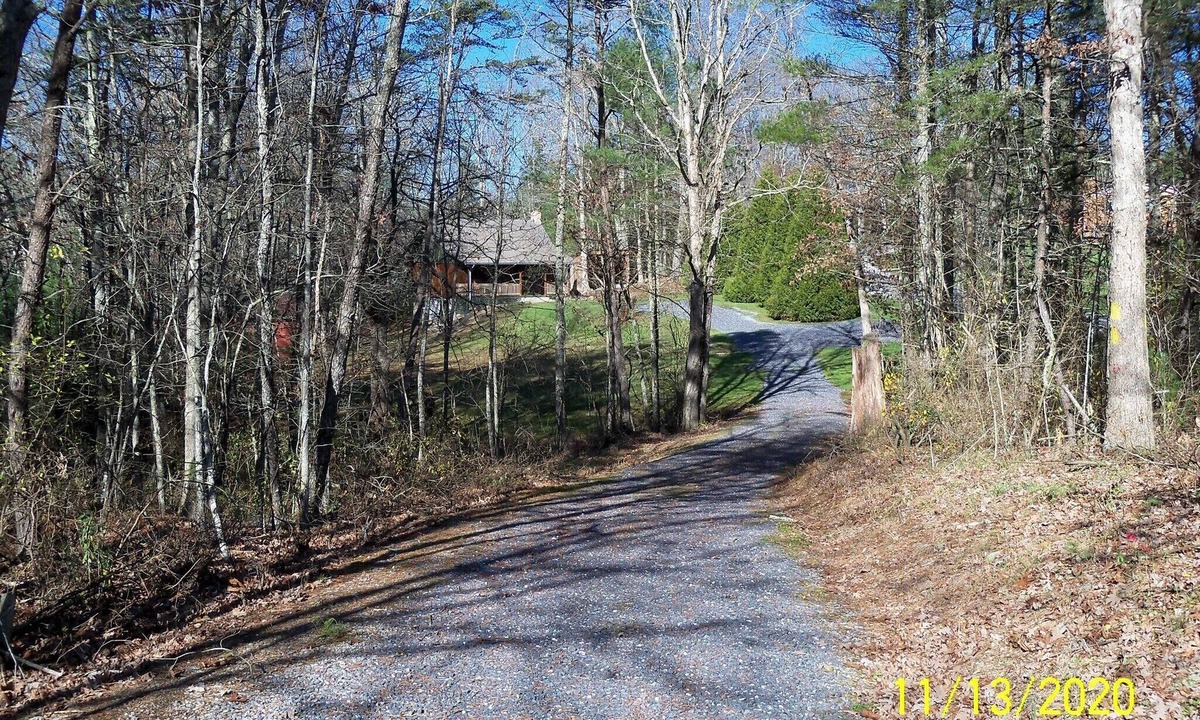 Warm Springs Cabin | Hide Away Log Cabin nestled in a serene setting in Beautiful Bath County, Va.