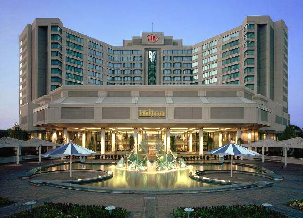 East Brunswick Hotel | Hilton East Brunswick