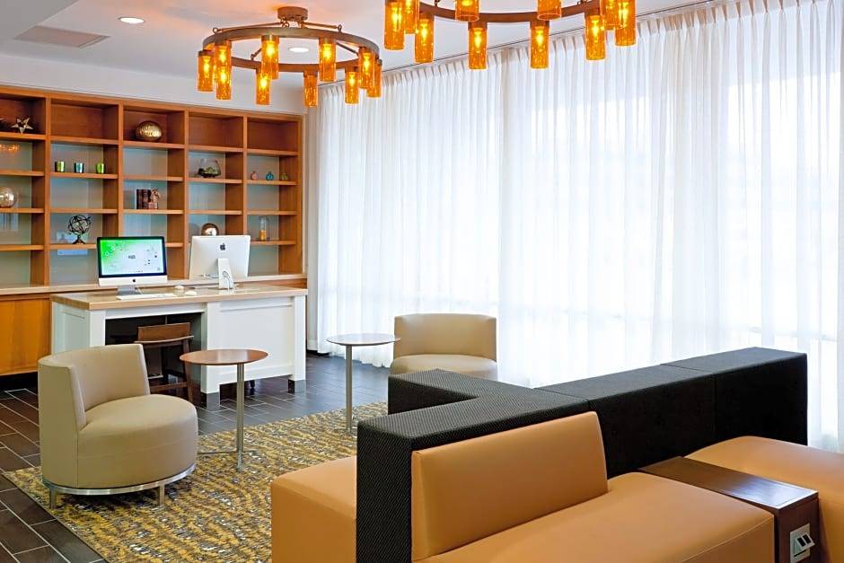 Holiday Inn Clark Newark Ihg Hotel | Clark
