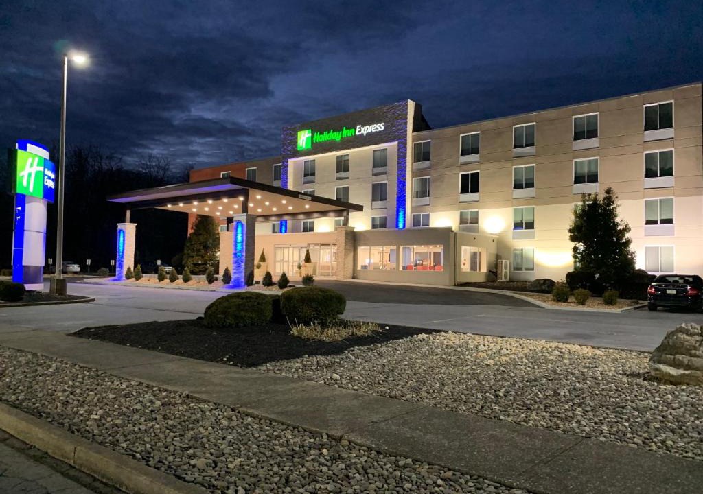 Holiday Inn Express Allentown North Ihg Hotel | Allentown