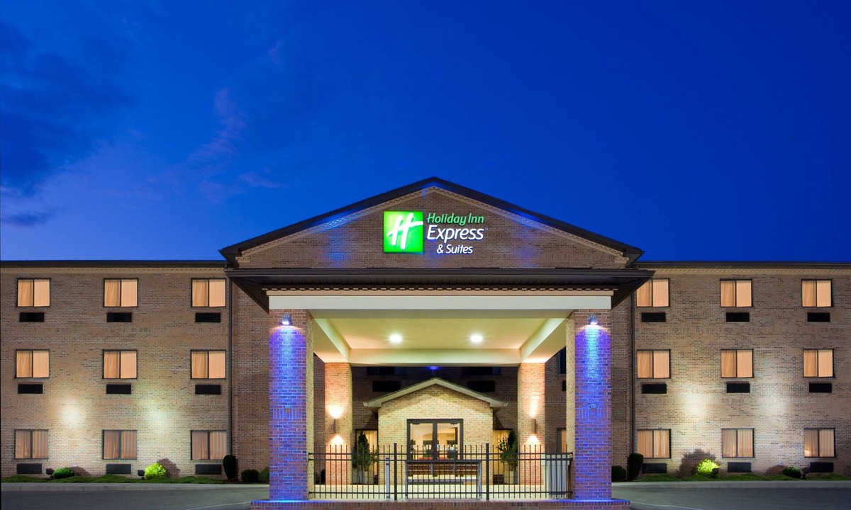 Leadsville Hotel | Holiday Inn Express Hotel & Suites ELKINS by IHG