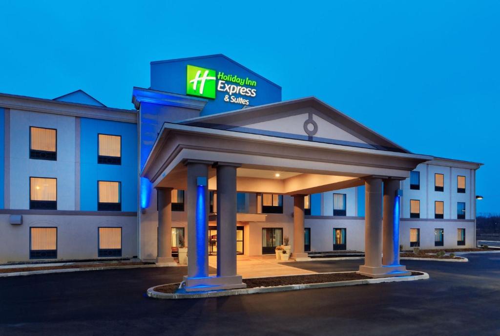Stonybrook-Wilshire Hotel | Holiday Inn Express & Suites Northeast by IHG