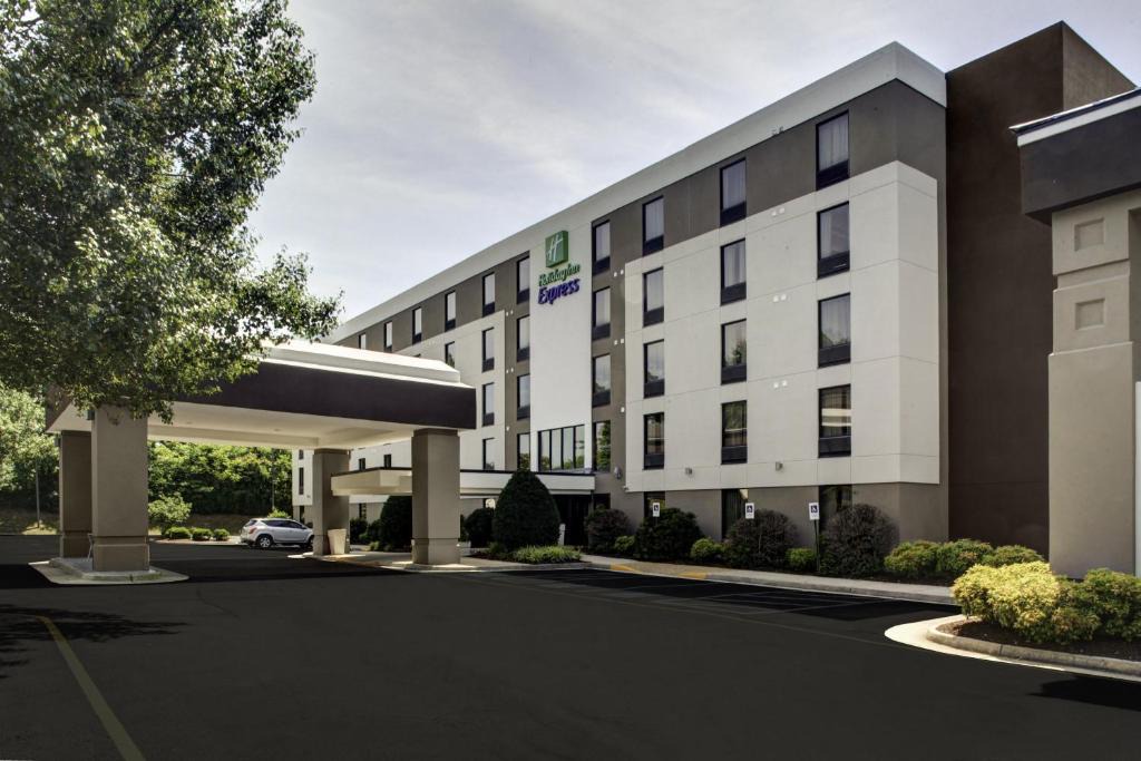 Mechanicsville Hotel | Holiday Inn Express Richmond-Mechanicsville by IHG