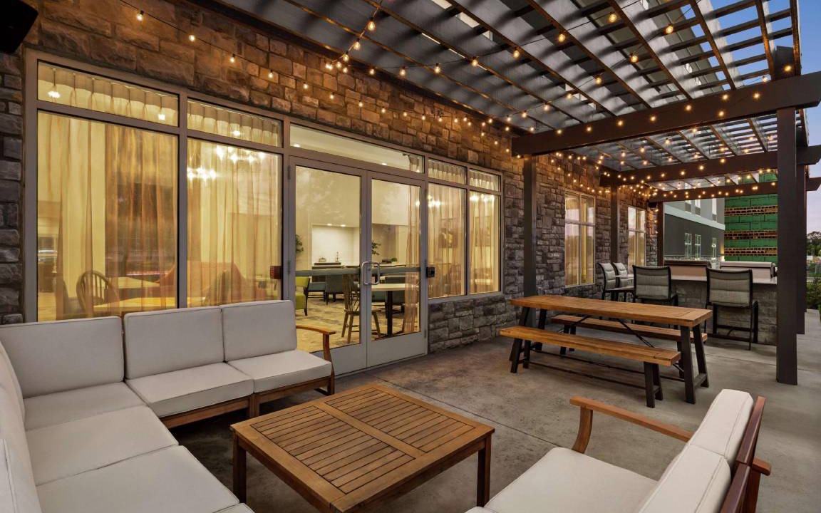 Carlisle Hotel | Hotel ∙ 2 bedrooms ∙ 127 guests
